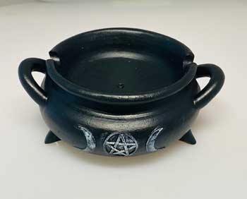 3 3/4" Cauldron/ Burner ashtray - Skull & Barrel Co.