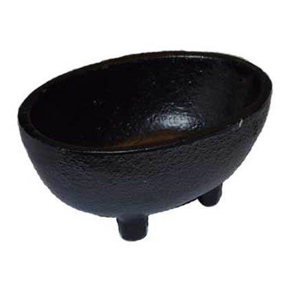 1 3/4" Oval cast iron cauldron - Skull & Barrel Co.