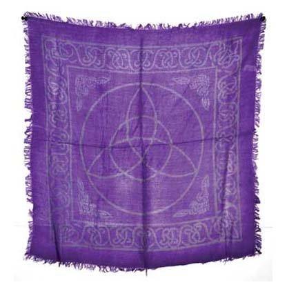 Triquetra altar cloth 18" x 18" - Skull & Barrel Co.